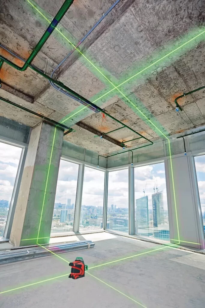 EDMA NIVEAU LASER MULTILIGNE VERT 360° 2 EDMA NIVEAU LASER MULTILIGNE VERT 360° – Image 2