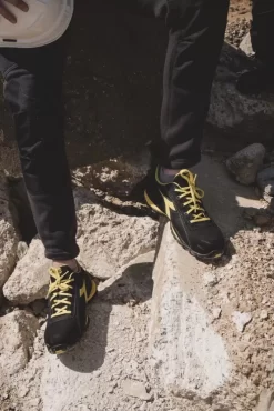 Chaussures Hautes Glove 2